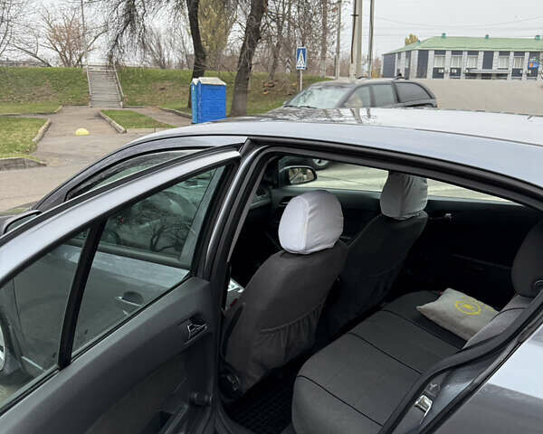 Серый Опель Астра, объемом двигателя 1.6 л и пробегом 180 тыс. км за 6350 $, фото 12 на Automoto.ua