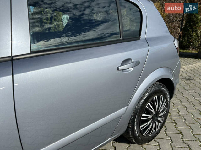 Опель Астра 2005 в Ивано-Франковске на Automoto.ua Серый Опель Астра, объемом двигателя 1.8 л и пробегом 155 тыс. км за 6350 $, фото 21 на Automoto.ua