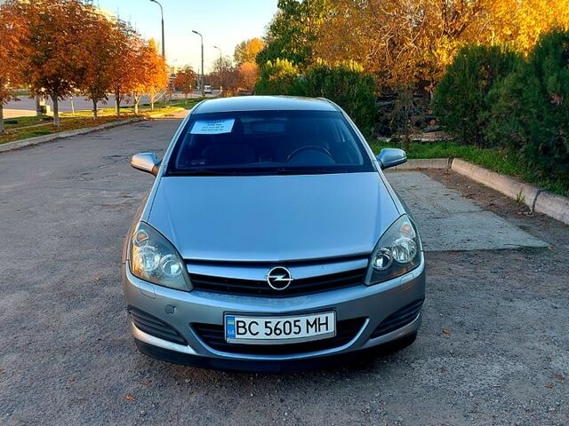 Сірий Опель Астра, об'ємом двигуна 1.6 л та пробігом 271 тис. км за 4100 $, фото 2 на Automoto.ua