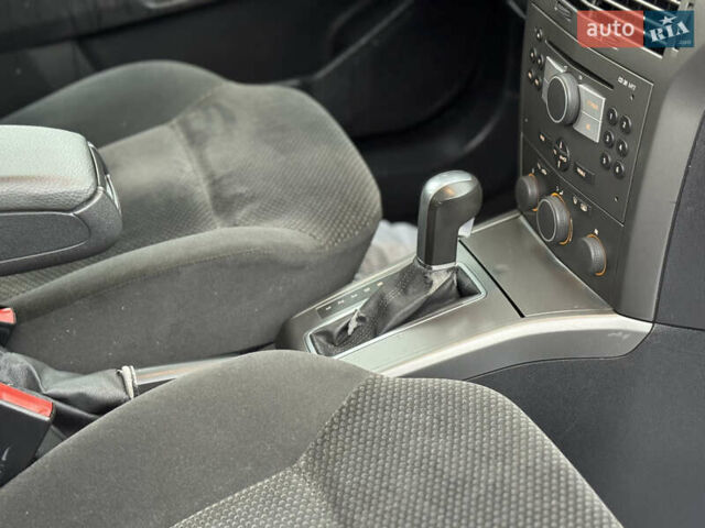 Сірий Опель Астра, об'ємом двигуна 1.8 л та пробігом 173 тис. км за 6250 $, фото 11 на Automoto.ua