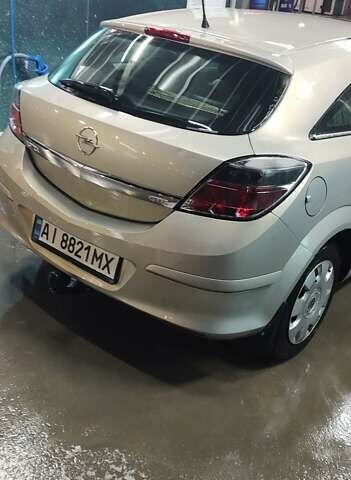 Серый Опель Астра, объемом двигателя 1.6 л и пробегом 260 тыс. км за 4500 $, фото 7 на Automoto.ua