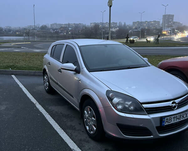 Сірий Опель Астра, об'ємом двигуна 1.4 л та пробігом 298 тис. км за 4800 $, фото 31 на Automoto.ua