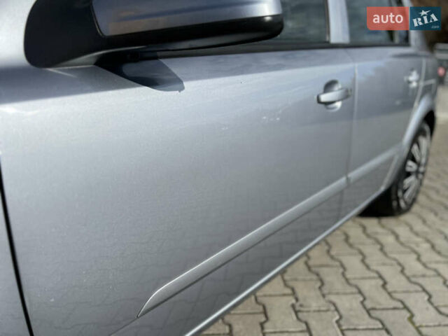 Опель Астра 2005 в Ивано-Франковске на Automoto.ua Серый Опель Астра, объемом двигателя 1.8 л и пробегом 155 тыс. км за 6350 $, фото 20 на Automoto.ua