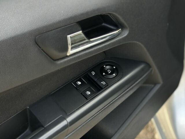 Серый Опель Астра, объемом двигателя 1.7 л и пробегом 250 тыс. км за 3999 $, фото 9 на Automoto.ua