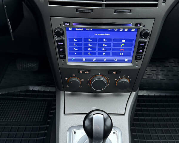 Серый Опель Астра, объемом двигателя 1.6 л и пробегом 180 тыс. км за 6350 $, фото 19 на Automoto.ua