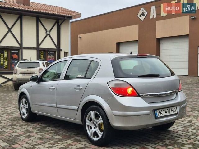 Сірий Опель Астра, об'ємом двигуна 1.6 л та пробігом 325 тис. км за 2999 $, фото 8 на Automoto.ua