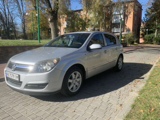 Серый Опель Астра, объемом двигателя 1.6 л и пробегом 254 тыс. км за 4600 $, фото 1 на Automoto.ua