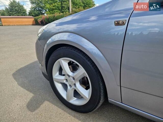 Серый Опель Астра, объемом двигателя 1.8 л и пробегом 119 тыс. км за 6600 $, фото 5 на Automoto.ua