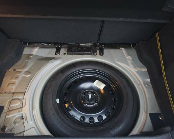 Серый Опель Астра, объемом двигателя 1.6 л и пробегом 240 тыс. км за 4600 $, фото 14 на Automoto.ua