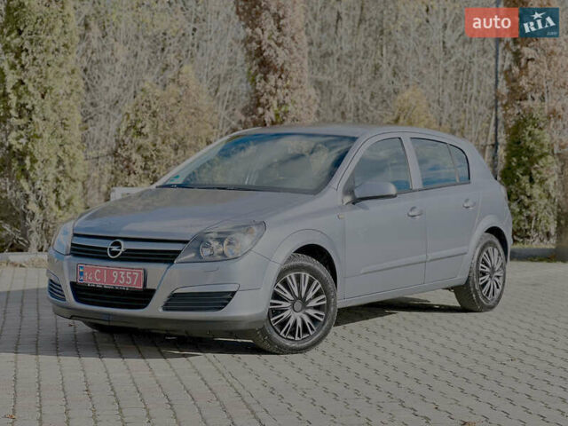 Опель Астра 2005 в Ивано-Франковске на Automoto.ua Серый Опель Астра, объемом двигателя 1.8 л и пробегом 155 тыс. км за 6350 $, фото 4 на Automoto.ua
