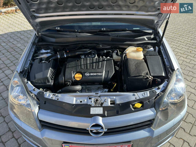 Опель Астра 2005 в Ивано-Франковске на Automoto.ua Серый Опель Астра, объемом двигателя 1.8 л и пробегом 155 тыс. км за 6350 $, фото 68 на Automoto.ua