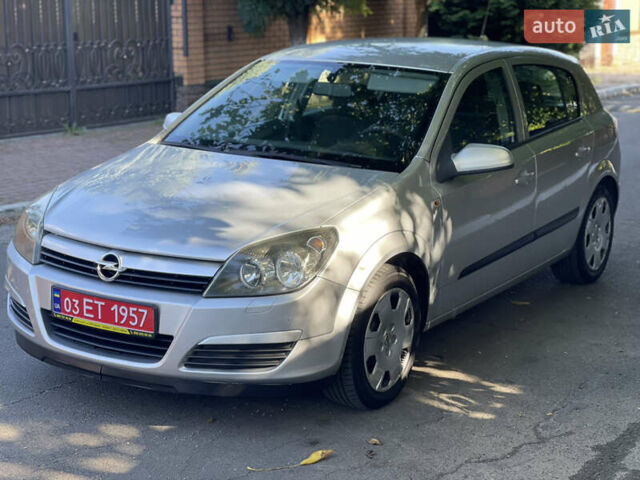 Серый Опель Астра, объемом двигателя 1.8 л и пробегом 196 тыс. км за 6500 $, фото 4 на Automoto.ua