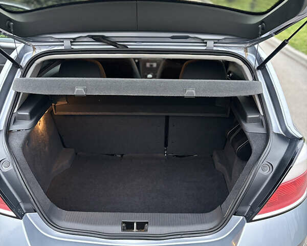 Сірий Опель Астра, об'ємом двигуна 1.4 л та пробігом 281 тис. км за 4400 $, фото 16 на Automoto.ua