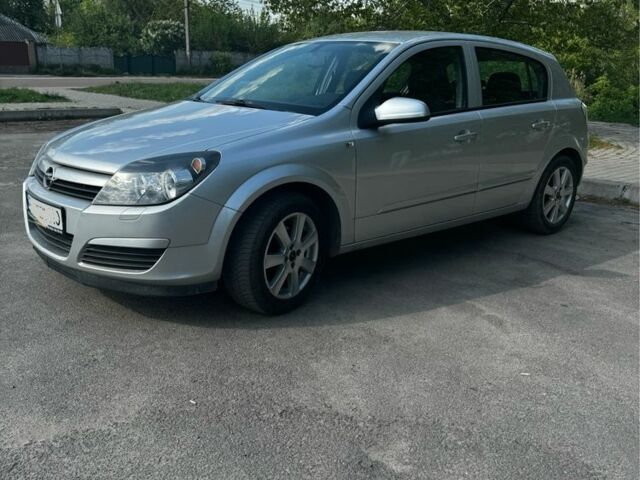 Серый Опель Астра, объемом двигателя 1.6 л и пробегом 255 тыс. км за 4400 $, фото 3 на Automoto.ua