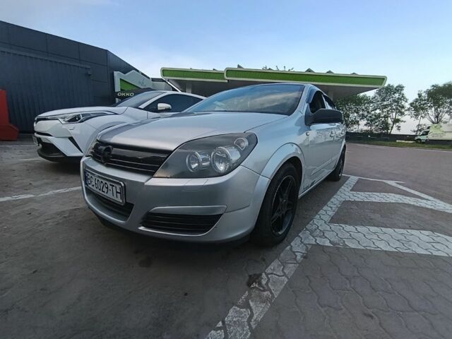 Серый Опель Астра, объемом двигателя 1.7 л и пробегом 440 тыс. км за 4000 $, фото 4 на Automoto.ua