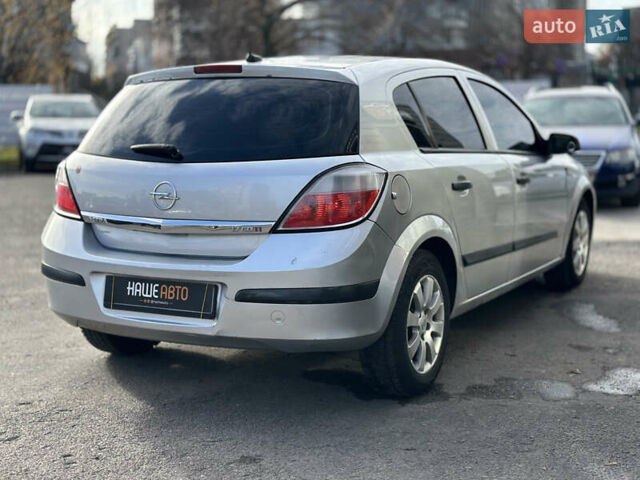 Серый Опель Астра, объемом двигателя 1.69 л и пробегом 250 тыс. км за 3999 $, фото 14 на Automoto.ua