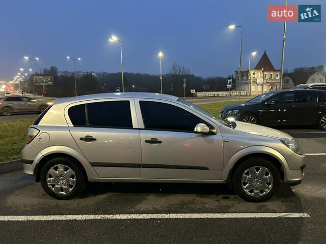 Сірий Опель Астра, об'ємом двигуна 1.4 л та пробігом 298 тис. км за 4800 $, фото 5 на Automoto.ua