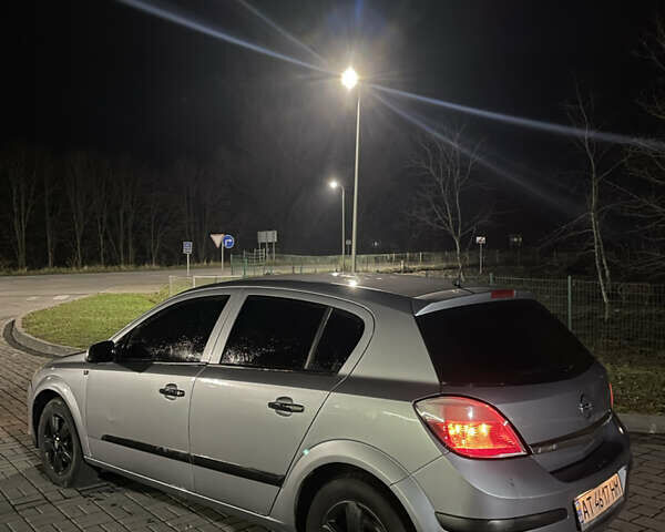 Серый Опель Астра, объемом двигателя 1.7 л и пробегом 241 тыс. км за 3650 $, фото 3 на Automoto.ua