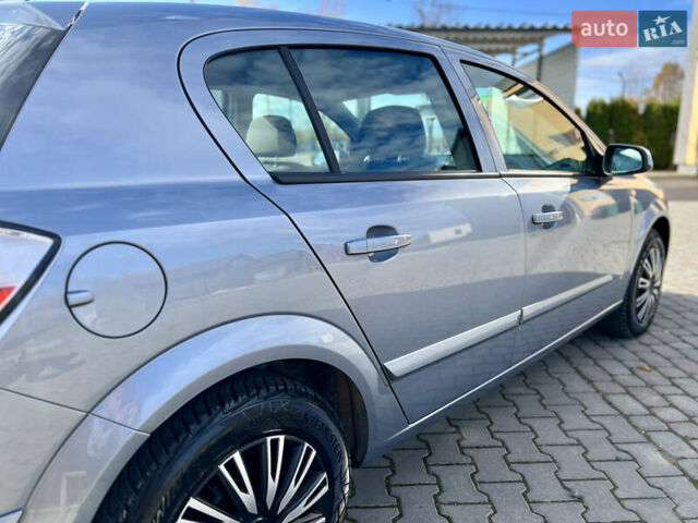 Опель Астра 2005 в Ивано-Франковске на Automoto.ua Серый Опель Астра, объемом двигателя 1.8 л и пробегом 155 тыс. км за 6350 $, фото 27 на Automoto.ua