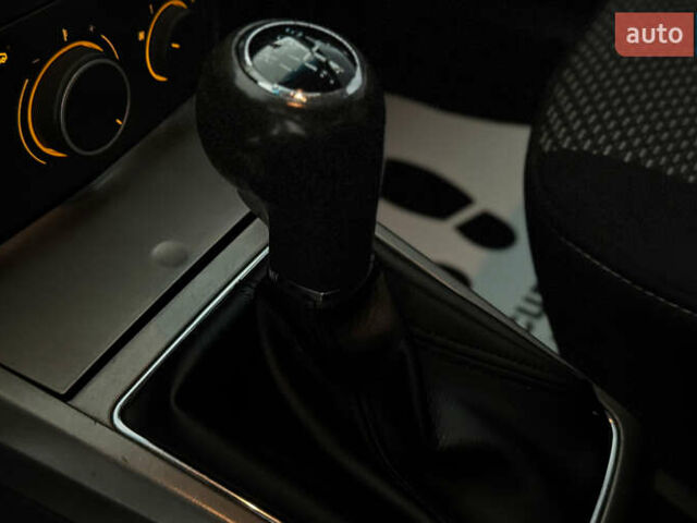 Серый Опель Астра, объемом двигателя 1.4 л и пробегом 215 тыс. км за 4100 $, фото 13 на Automoto.ua