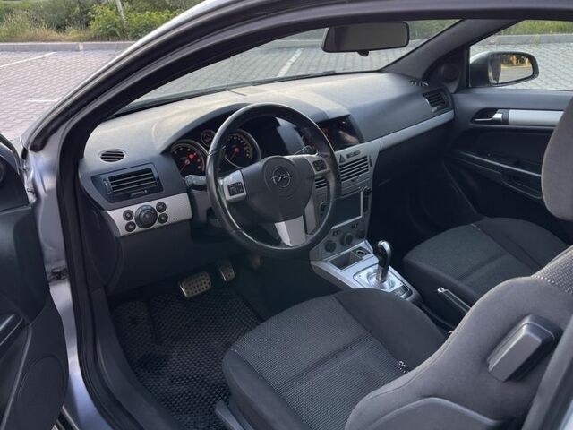 Сірий Опель Астра, об'ємом двигуна 1.6 л та пробігом 203 тис. км за 3600 $, фото 8 на Automoto.ua