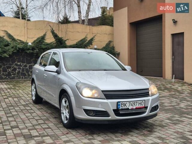 Сірий Опель Астра, об'ємом двигуна 1.6 л та пробігом 325 тис. км за 2999 $, фото 14 на Automoto.ua