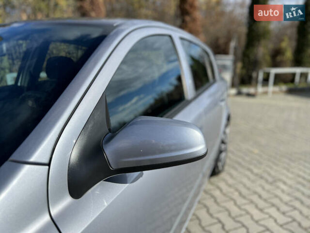 Опель Астра 2005 в Ивано-Франковске на Automoto.ua Серый Опель Астра, объемом двигателя 1.8 л и пробегом 155 тыс. км за 6350 $, фото 18 на Automoto.ua