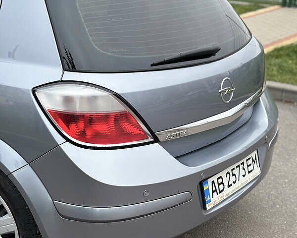 Сірий Опель Астра, об'ємом двигуна 1.4 л та пробігом 281 тис. км за 4400 $, фото 3 на Automoto.ua