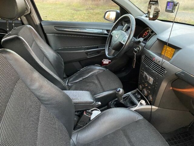 Опель Астра 2005 в Переяславе-Хмельницком на Automoto.ua Серый Опель Астра, объемом двигателя 1.6 л и пробегом 326 тыс. км за 5300 $, фото 5 на Automoto.ua