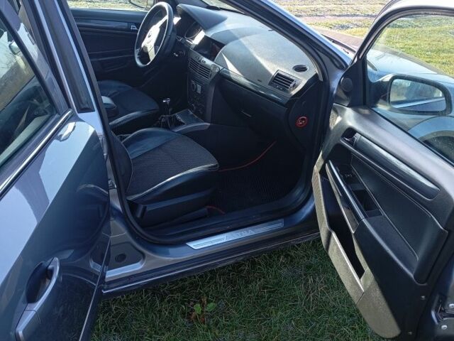 Сірий Опель Астра, об'ємом двигуна 1.9 л та пробігом 323 тис. км за 4300 $, фото 7 на Automoto.ua