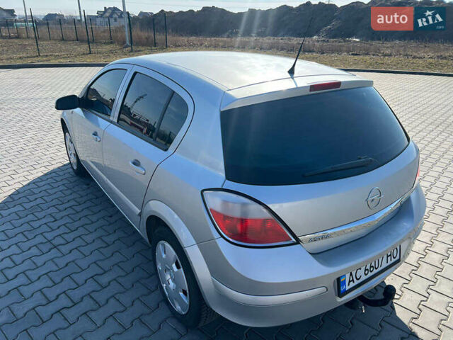 Сірий Опель Астра, об'ємом двигуна 1.6 л та пробігом 183 тис. км за 4800 $, фото 4 на Automoto.ua