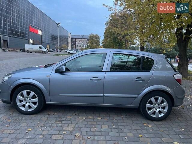 Серый Опель Астра, объемом двигателя 1.8 л и пробегом 175 тыс. км за 6200 $, фото 13 на Automoto.ua