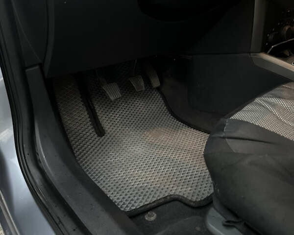 Серый Опель Астра, объемом двигателя 1.6 л и пробегом 264 тыс. км за 4500 $, фото 26 на Automoto.ua