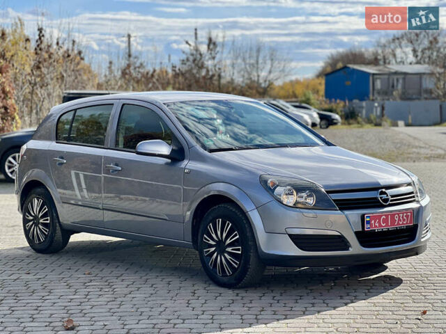 Опель Астра 2005 в Ивано-Франковске на Automoto.ua Серый Опель Астра, объемом двигателя 1.8 л и пробегом 155 тыс. км за 6350 $, фото 12 на Automoto.ua