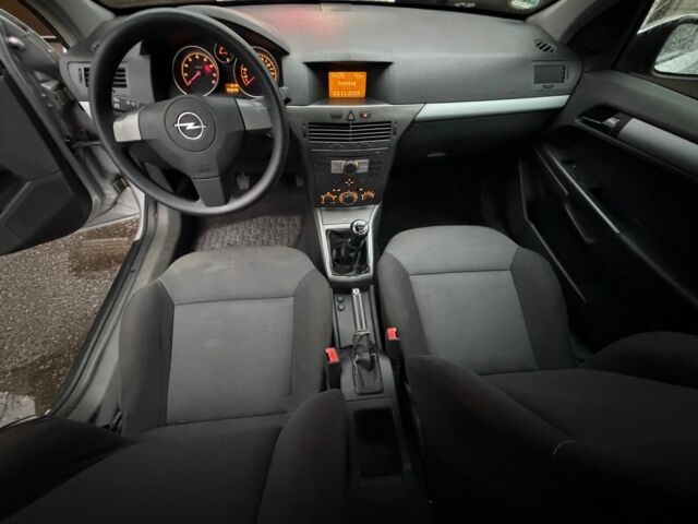 Сірий Опель Астра, об'ємом двигуна 1.6 л та пробігом 160 тис. км за 1990 $, фото 12 на Automoto.ua