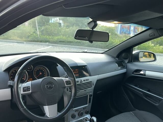 Сірий Опель Астра, об'ємом двигуна 1.6 л та пробігом 203 тис. км за 3600 $, фото 9 на Automoto.ua