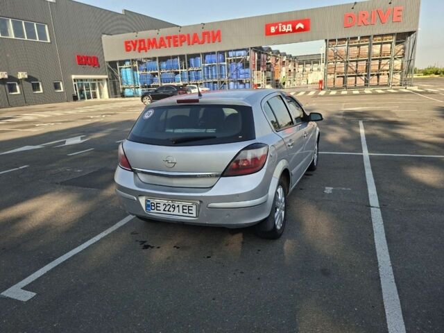 Сірий Опель Астра, об'ємом двигуна 1.6 л та пробігом 326 тис. км за 3800 $, фото 1 на Automoto.ua