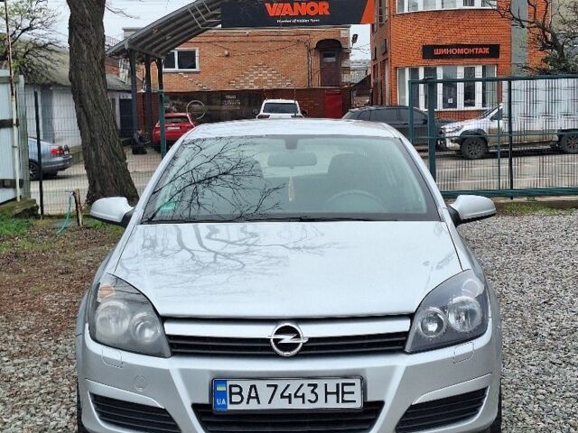 Серый Опель Астра, объемом двигателя 1.4 л и пробегом 185 тыс. км за 4050 $, фото 1 на Automoto.ua