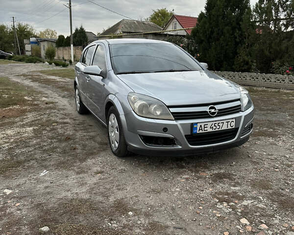 Серый Опель Астра, объемом двигателя 1.6 л и пробегом 264 тыс. км за 4500 $, фото 17 на Automoto.ua