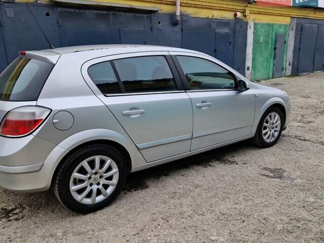 Сірий Опель Астра, об'ємом двигуна 1.9 л та пробігом 238 тис. км за 4500 $, фото 4 на Automoto.ua