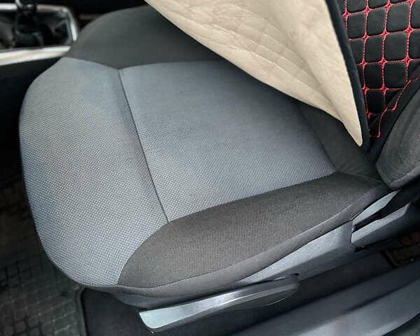 Сірий Опель Астра, об'ємом двигуна 1.4 л та пробігом 281 тис. км за 4400 $, фото 12 на Automoto.ua