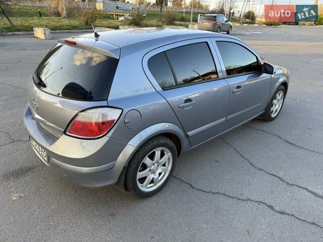 Опель Астра 2005 в Хмельницком на Automoto.ua Серый Опель Астра, объемом двигателя 1.4 л и пробегом 275 тыс. км за 4300 $, фото 5 на Automoto.ua