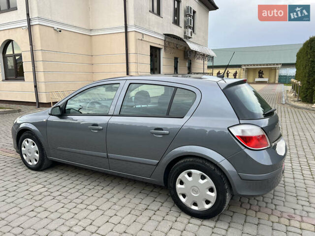 Серый Опель Астра, объемом двигателя 1.6 л и пробегом 259 тыс. км за 5100 $, фото 19 на Automoto.ua