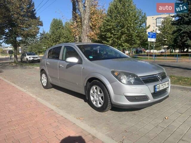 Серый Опель Астра, объемом двигателя 1.6 л и пробегом 254 тыс. км за 4600 $, фото 7 на Automoto.ua