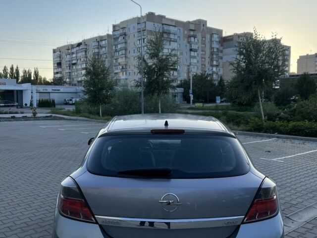 Сірий Опель Астра, об'ємом двигуна 1.6 л та пробігом 203 тис. км за 3600 $, фото 4 на Automoto.ua