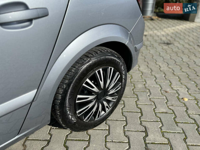 Опель Астра 2005 в Ивано-Франковске на Automoto.ua Серый Опель Астра, объемом двигателя 1.8 л и пробегом 155 тыс. км за 6350 $, фото 22 на Automoto.ua