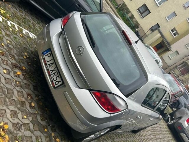 Серый Опель Астра, объемом двигателя 1.4 л и пробегом 230 тыс. км за 1500 $, фото 2 на Automoto.ua