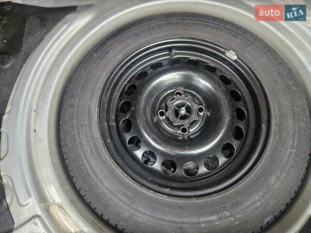 Серый Опель Астра, объемом двигателя 1.6 л и пробегом 226 тыс. км за 5000 $, фото 8 на Automoto.ua