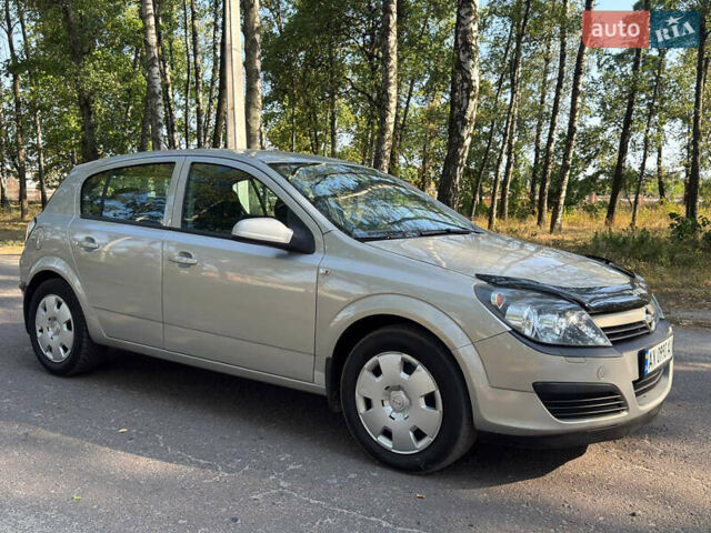 Серый Опель Астра, объемом двигателя 1.6 л и пробегом 162 тыс. км за 4850 $, фото 2 на Automoto.ua