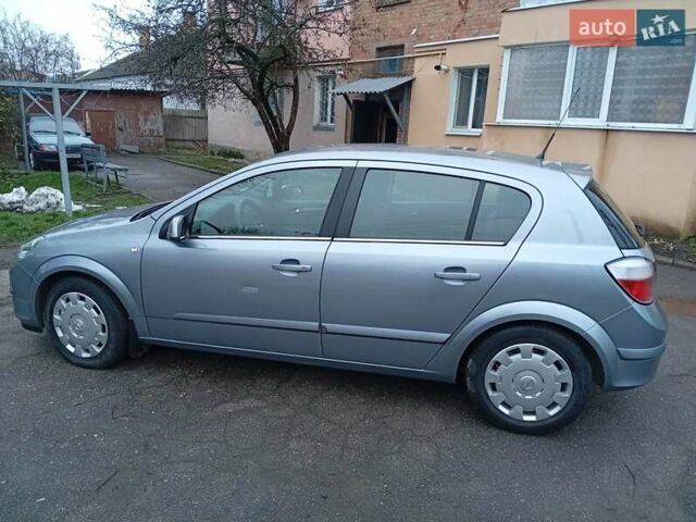 Серый Опель Астра, объемом двигателя 1.6 л и пробегом 257 тыс. км за 4650 $, фото 8 на Automoto.ua